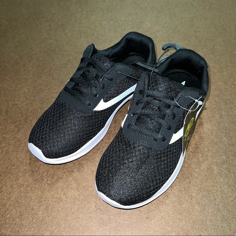 NWT boys black  athletic works sneakers